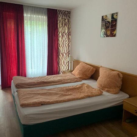 Grando Sukredo Hotel Гамбург Экстерьер фото